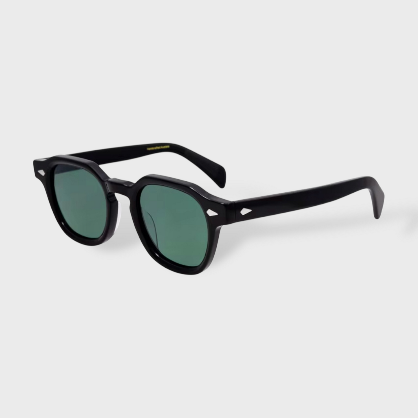 Lyone | Black