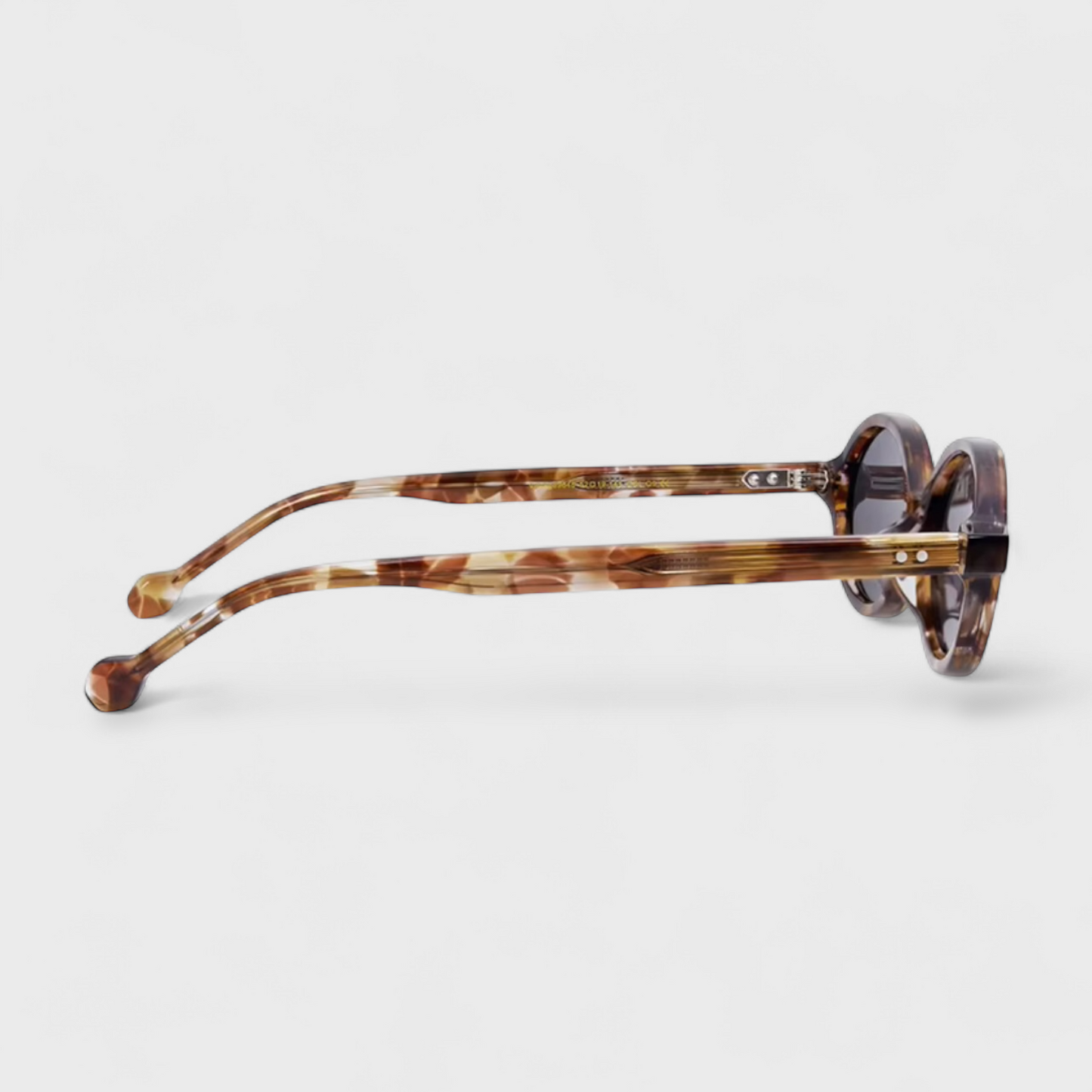 Nyra | Amber
