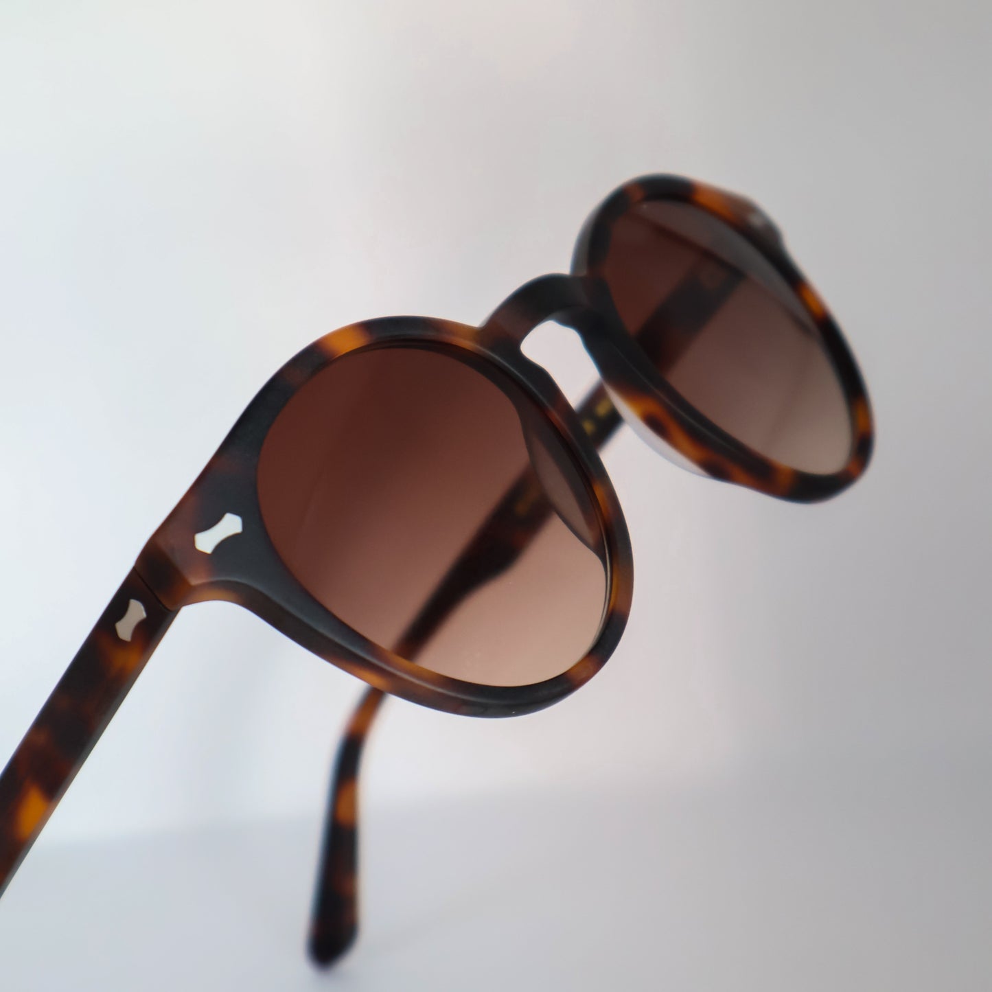 Cirqa | Matte Tortoise