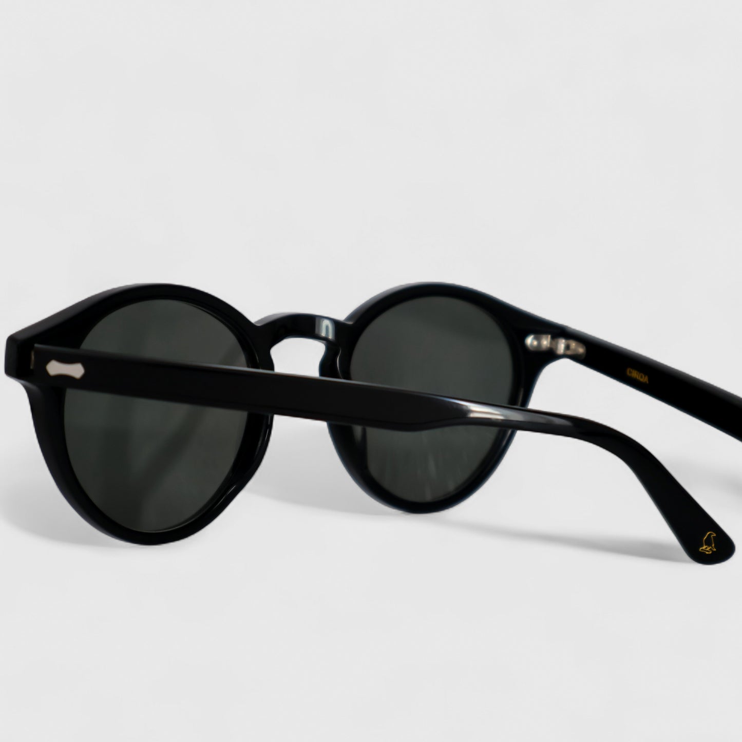 Cirqa | Black