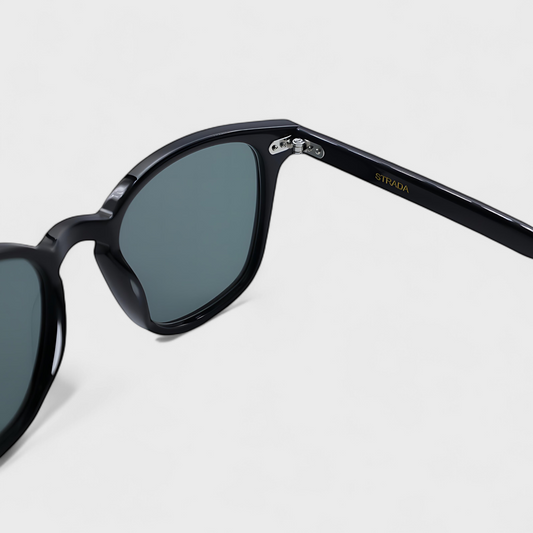 Strada | Black