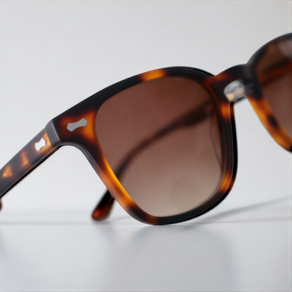 Strada | Matte Tortoise